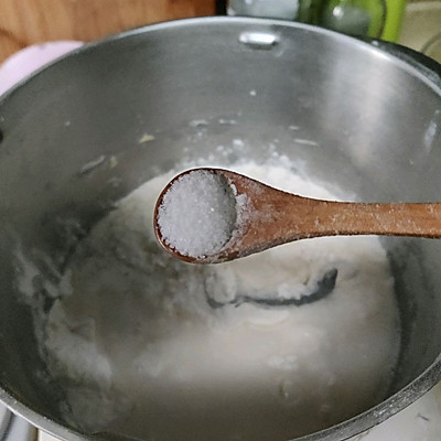 葱花饼做法（三分钟在家轻松做葱花饼好吃美味）