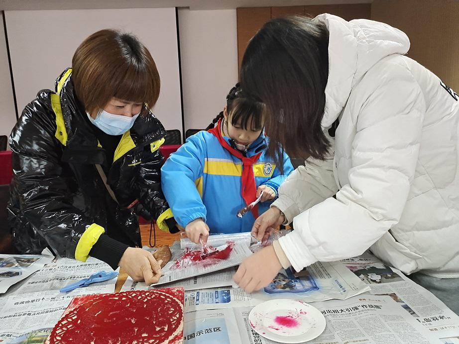 “双减”下，“紫微孩子”给老人送别样新年礼物