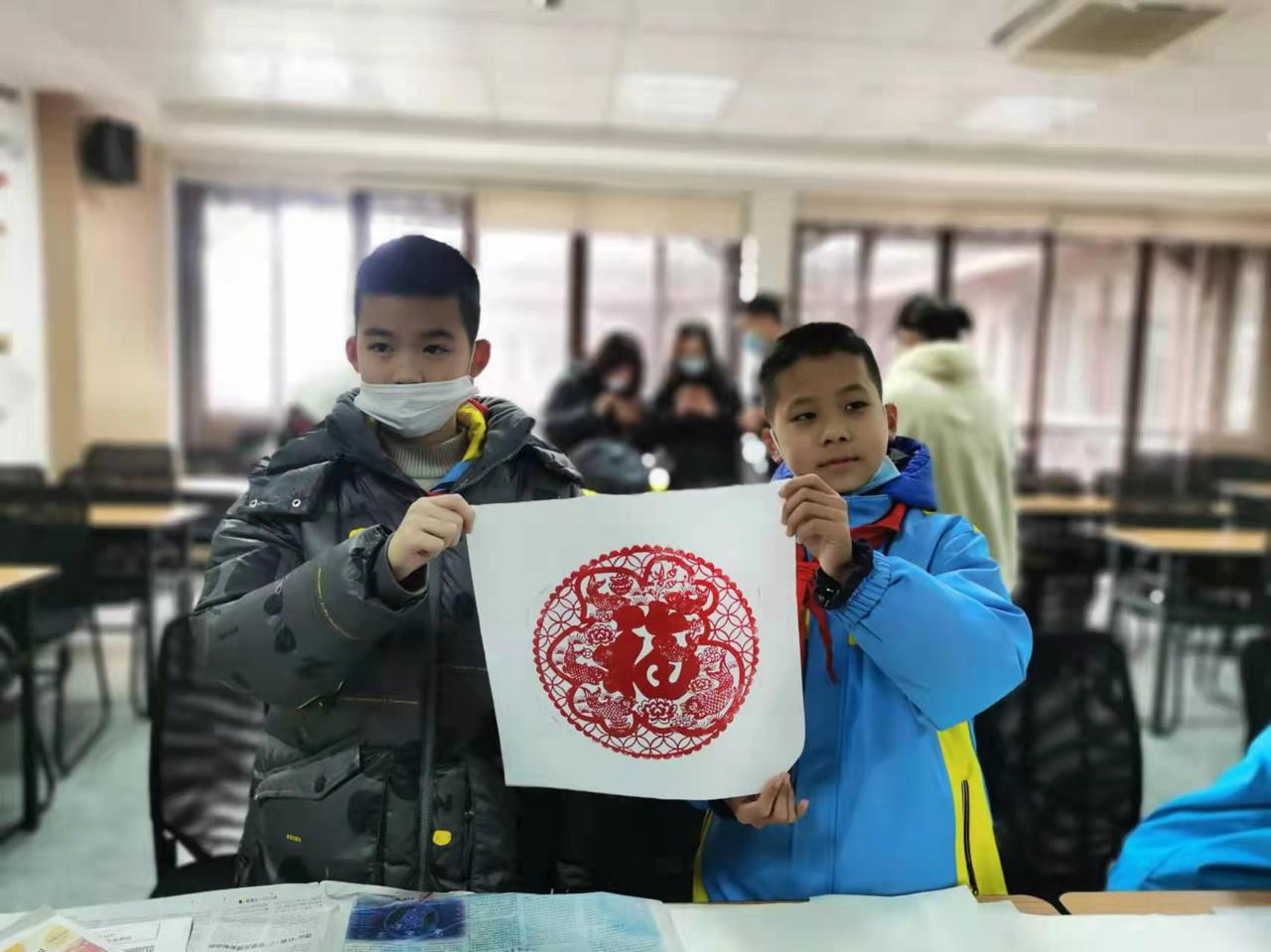 “双减”下，“紫微孩子”给老人送别样新年礼物