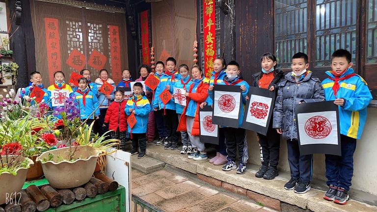 “双减”下，“紫微孩子”给老人送别样新年礼物