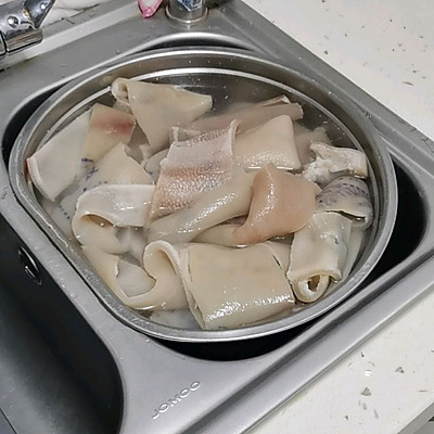 豬皮凍怎么做,豬皮凍怎么做好吃視頻