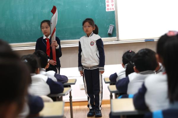 上海市黄浦区卢湾一中心小学开学第一天(图2)