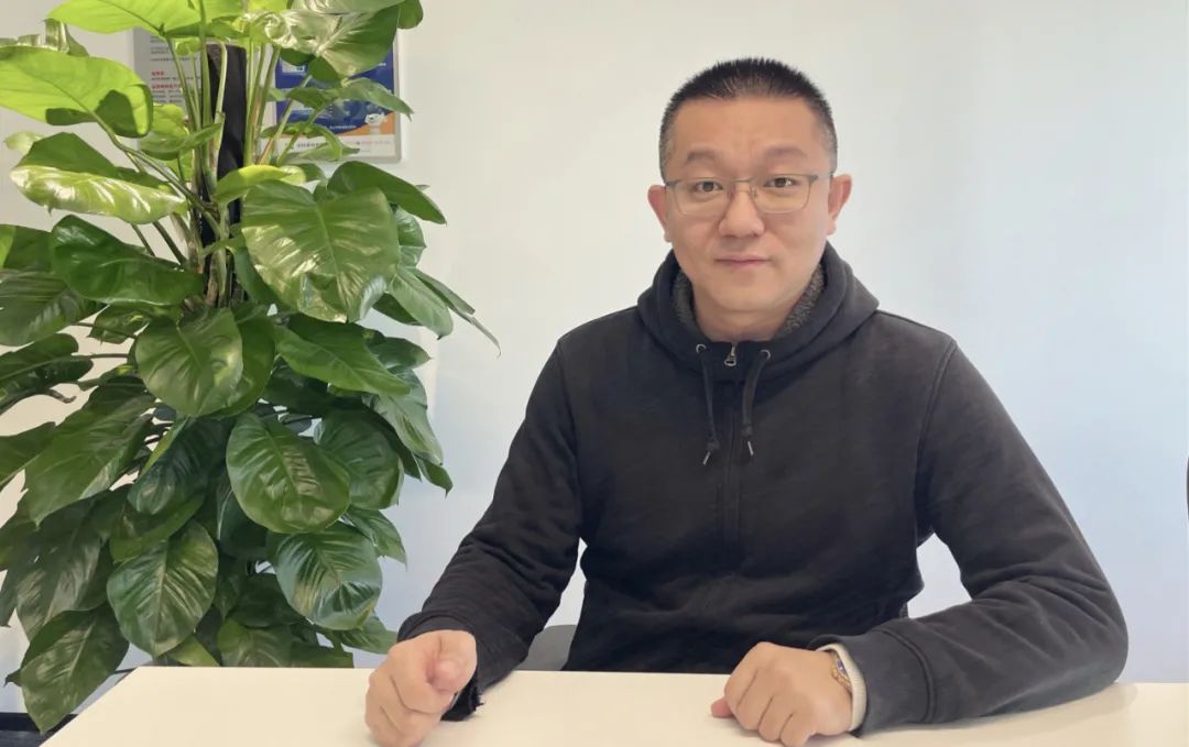 抠门的京东，凭什么扛春晚？