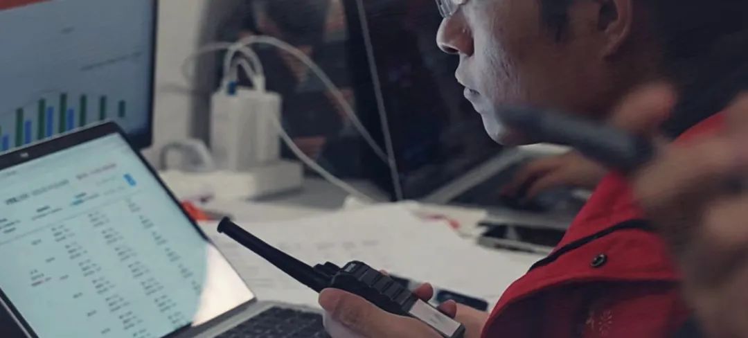 抠门的京东，凭什么扛春晚？