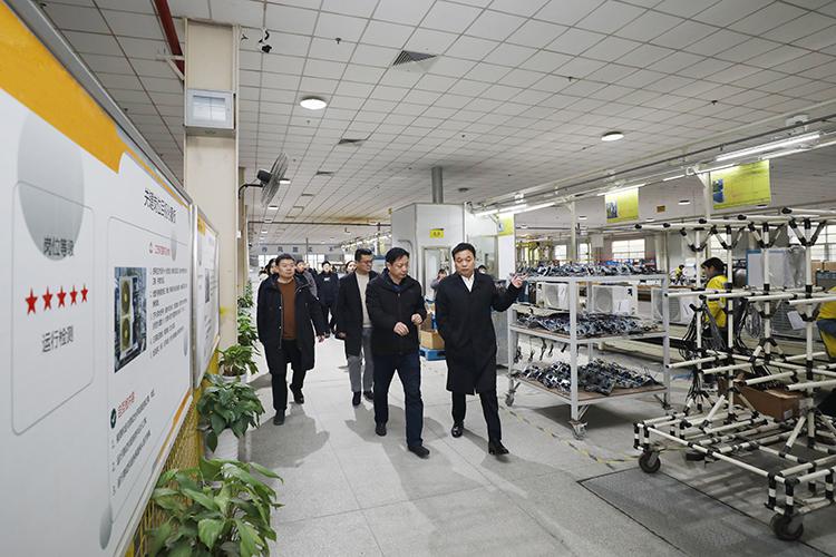 「履职故事」全国人大代表潘保春：为中小微企业创业兴业“鼓与呼”