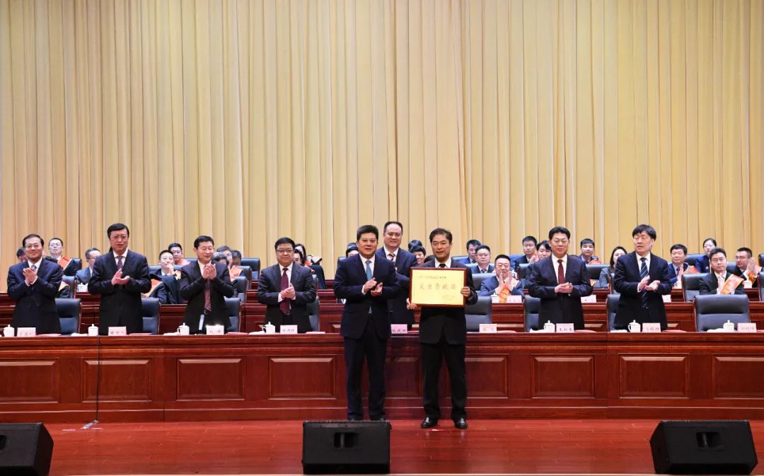 济南新材料产业园区：进位赶超勇当先锋，唱响工业强区最强音