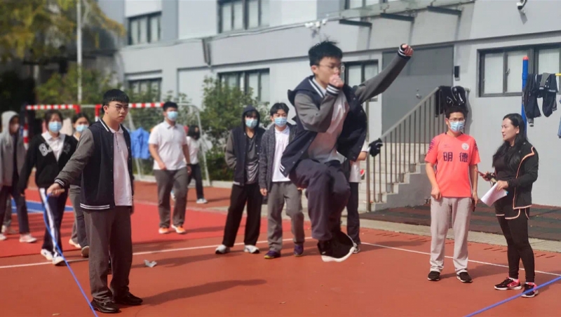 深圳明德實(shí)驗(yàn)學(xué)校高中封閉式校園生活(圖6) 深圳明德實(shí)驗(yàn)學(xué)校高中封閉式校園生活(圖6)