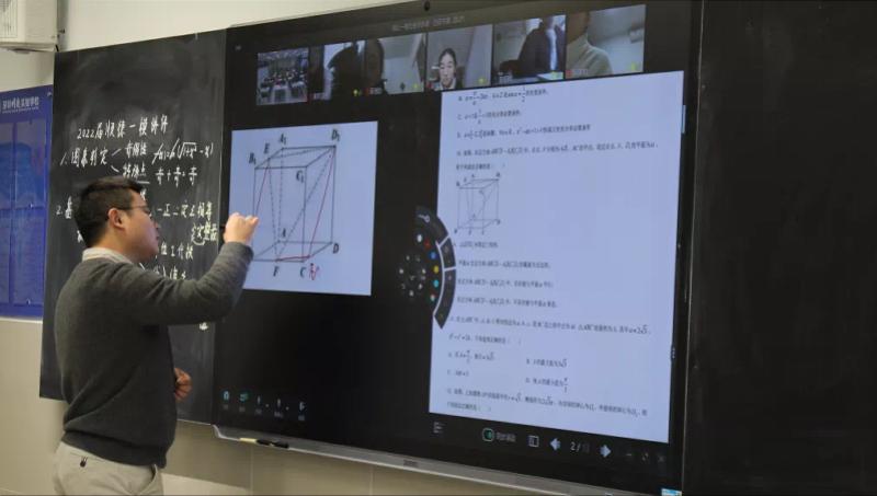 深圳明德實(shí)驗(yàn)學(xué)校高中封閉式校園生活(圖7) 深圳明德實(shí)驗(yàn)學(xué)校高中封閉式校園生活(圖7)