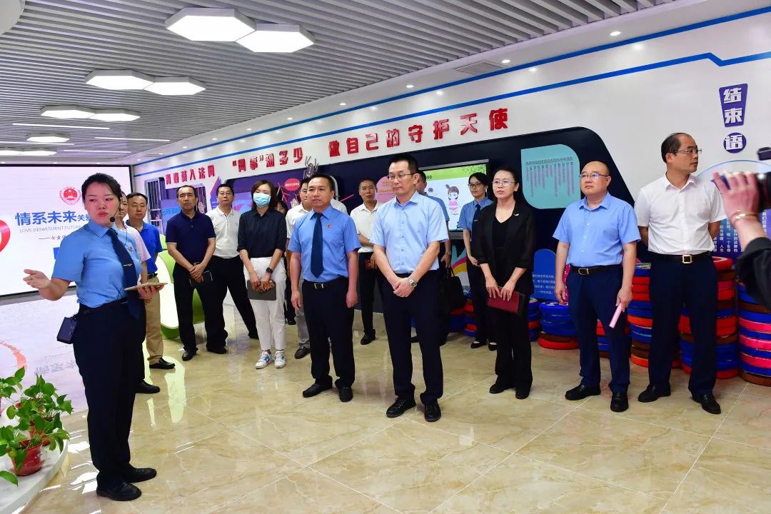 以“双监督”模式促提升、赢民心——琼海市检察院开展人大代表联络室启动仪式暨检察开放日活动
