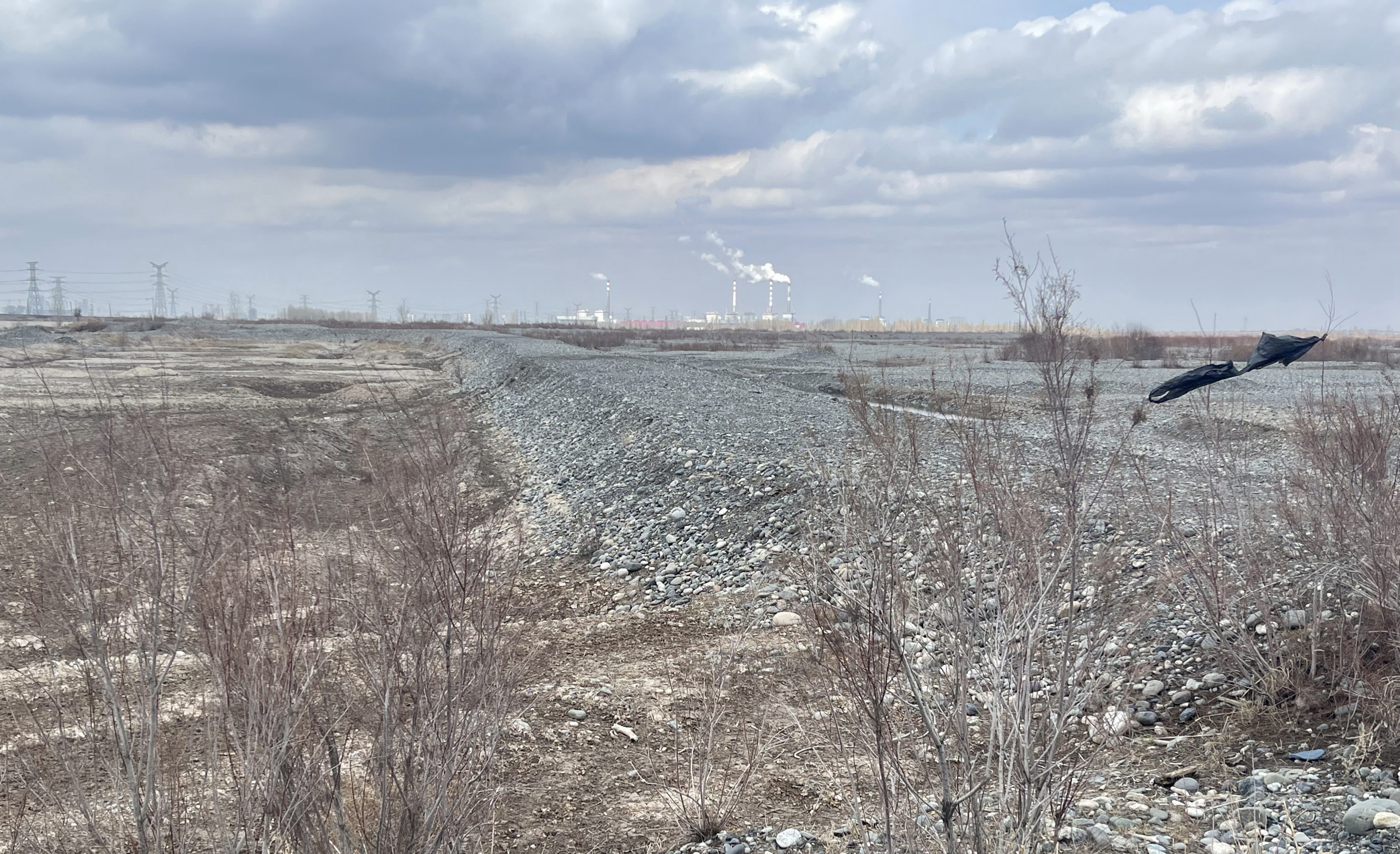 新疆瑪納斯河違法取水多發河道斷流國家溼地公園遭卡脖子