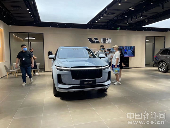 政策助推、市場熱銷，新能源站上千萬輛規(guī)模