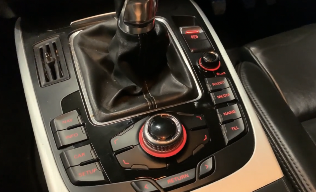 奥迪人机交互设计：Audi MMI的三代变迁