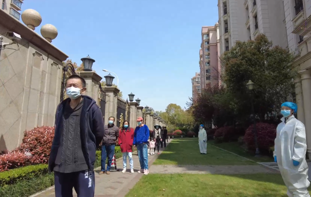 疫情之下，上海浦东一个普通小区的人间温暖