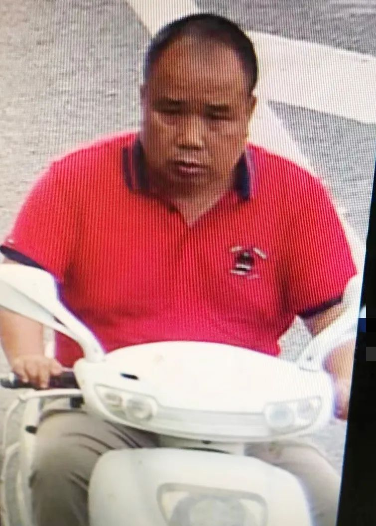 柳州市柳北区发生一起重大刑事案件，嫌犯作案后在逃，警方悬赏通告插图