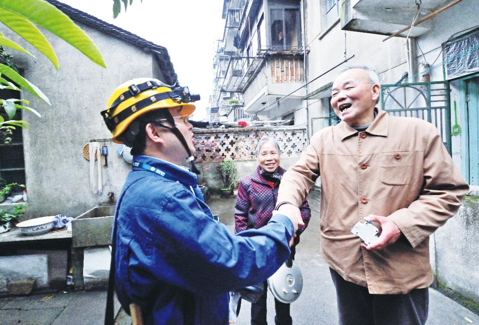 “万能电工”钱海军让微光成炬，照亮共富路