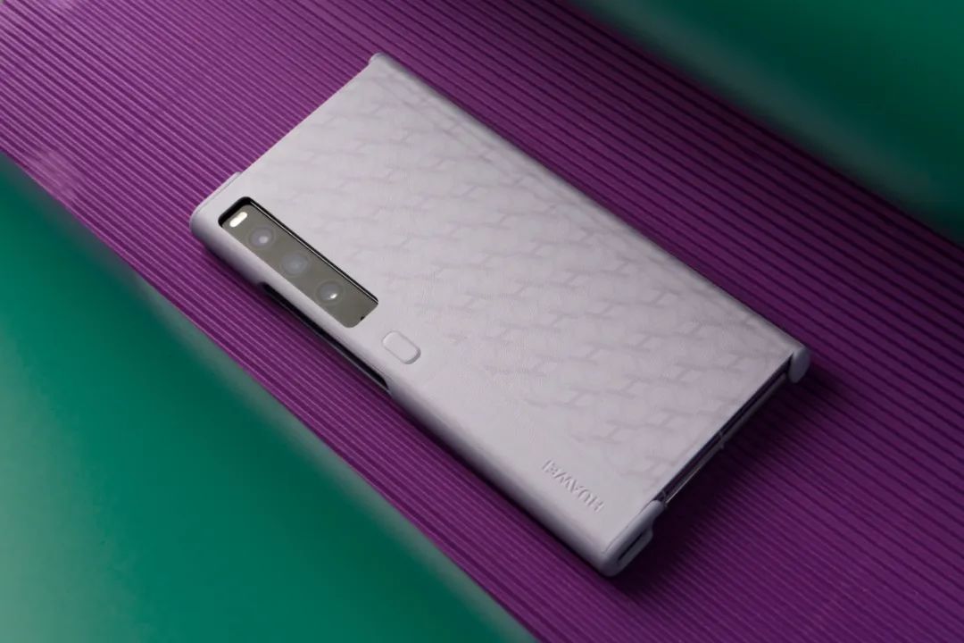 超轻薄、超平整、超可靠｜新一代折叠旗舰华为Mate Xs 2