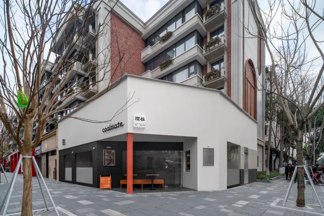 烟火气遇上文艺范儿，成都玉林老街上的摩登烧烤店