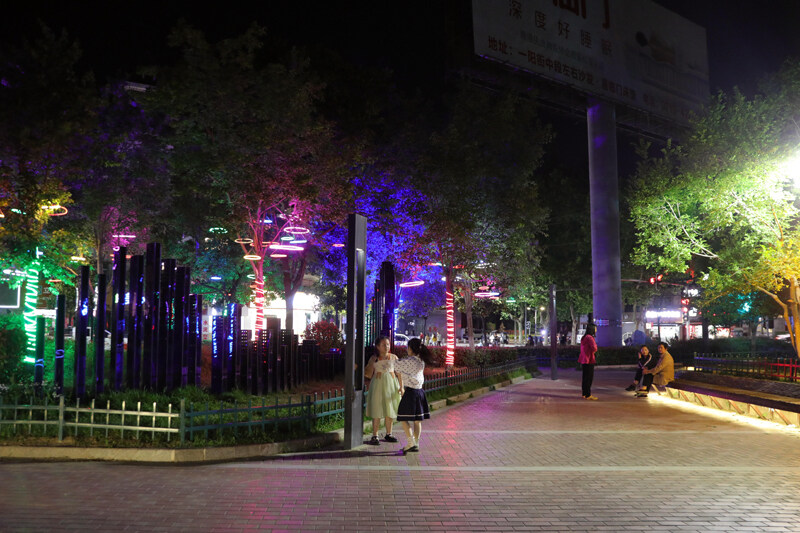 湖北宜城：亮化工程升级改造 点亮市民多彩夜生活