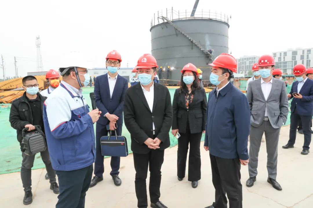 济南市投资促进局党组书记、局长李洪伟到济南新材料产业园区调研