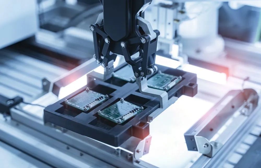 欧菲光去“果链”生存，还要进军“元宇宙”？