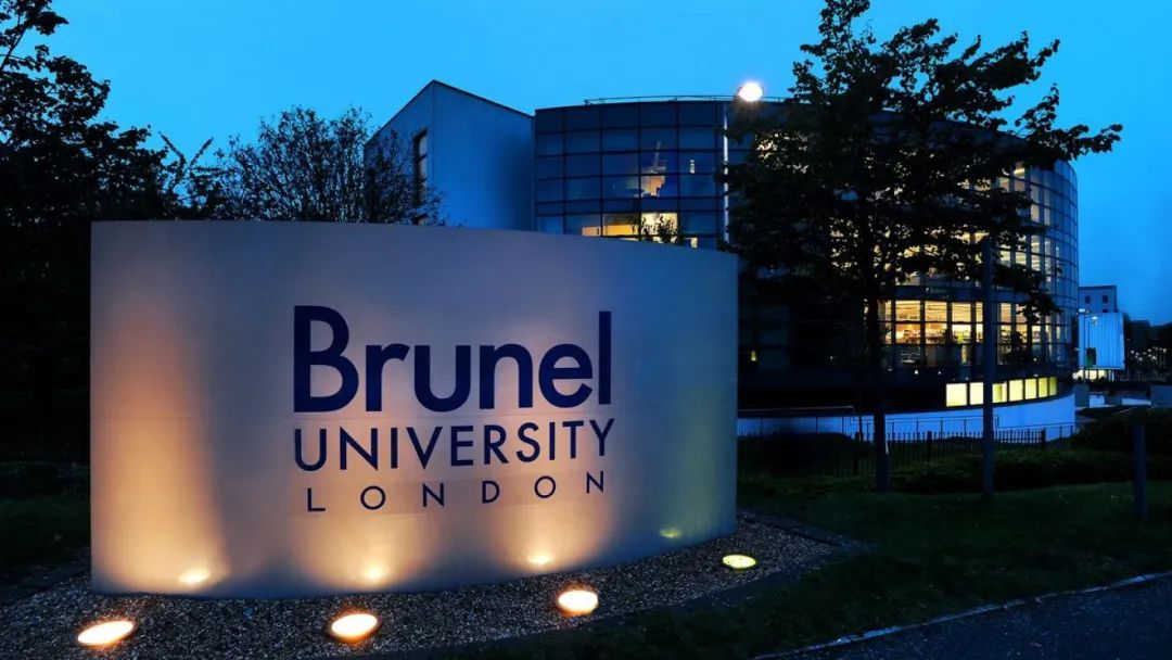 这所综排300+的院校里，竟藏着英国数一数二的设计专业