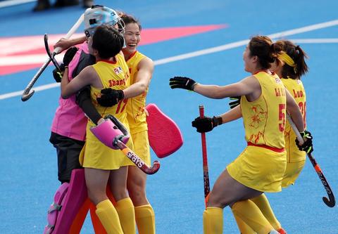 险胜英格兰 中国女曲获世界超级联赛首胜