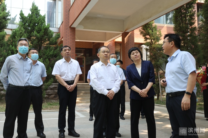 宋永祥到滨州学院走访慰问并调研：营造尊重人才尊重科学浓厚氛围