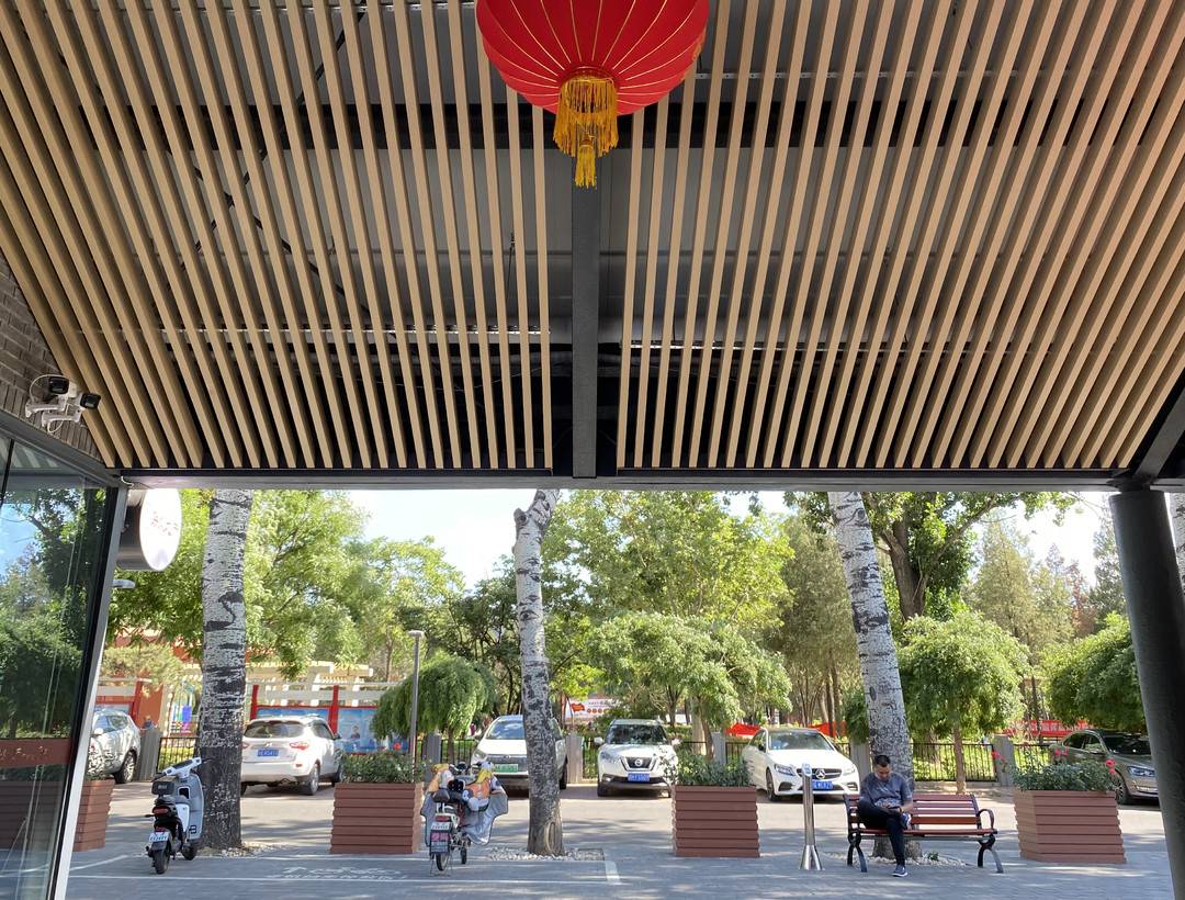 提振汽车消费政策密集出台 乘用车市场能否“回暖”？