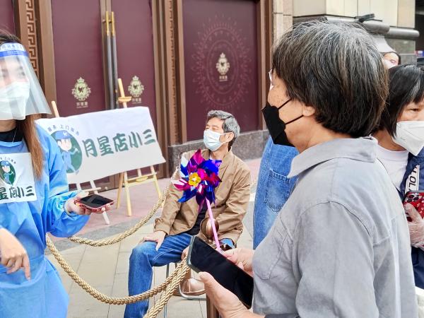 上海中心城区最大城市综合体今恢复线下运营！百余家餐饮、零售店迎来久违顾客