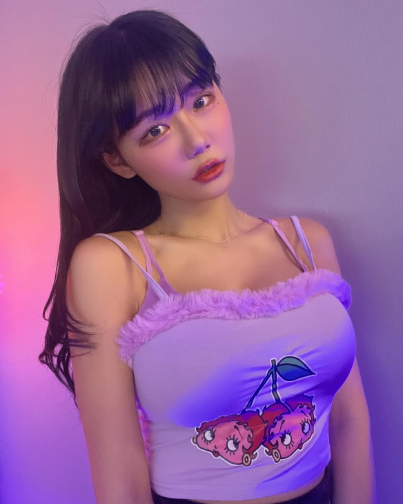 真的很难移开眼睛!韩国h罩杯主播cheri berry美照赏