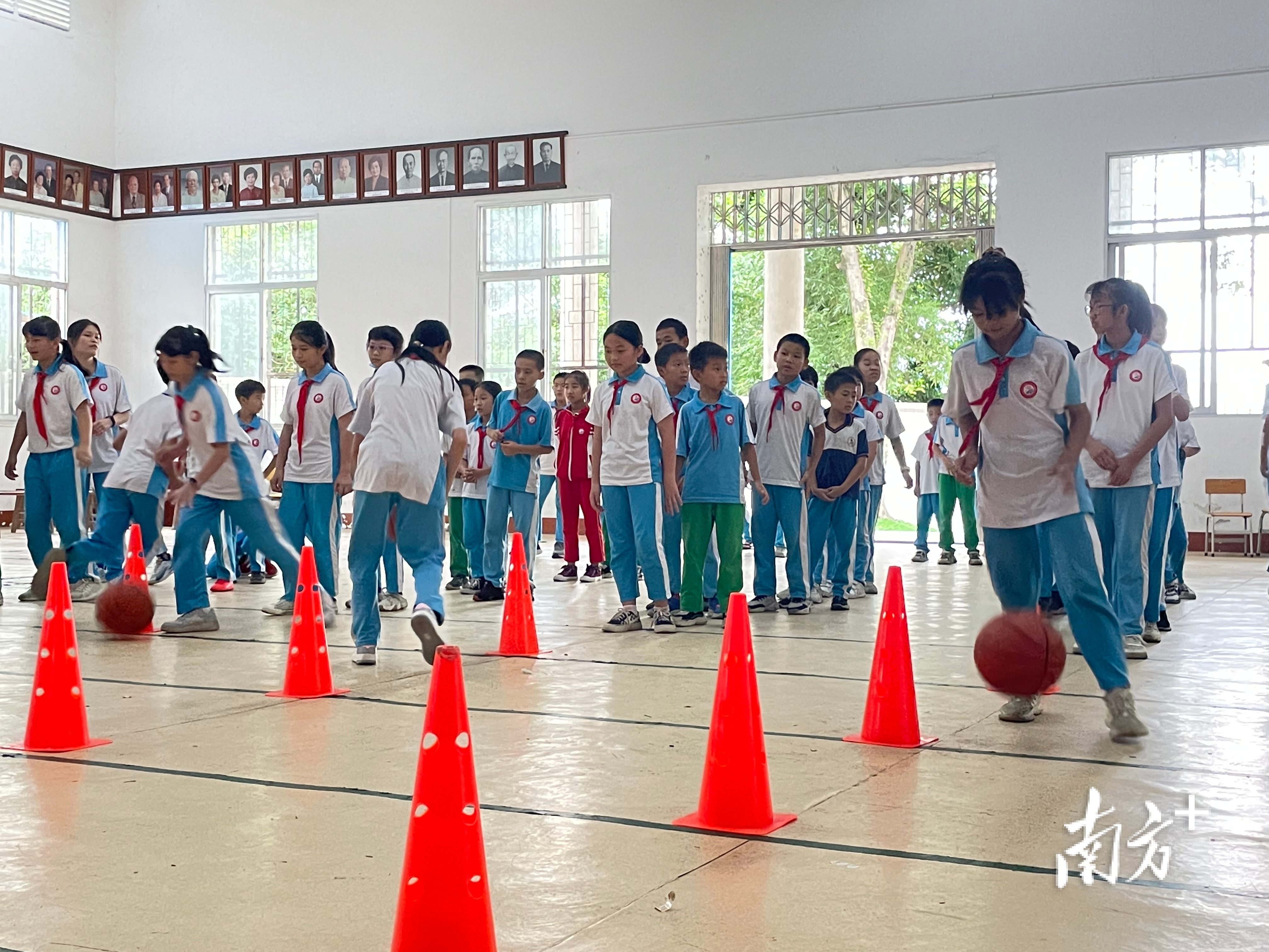 梅州丰顺汤坑镇第二中心小学举行儿童节活动(图1)