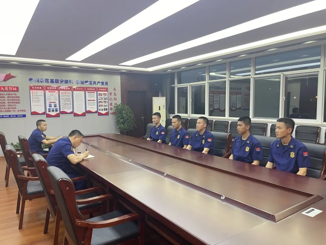 拜师学艺 小班精砺 | 江苏总队创新开展2021年新考录干部岗前锻炼工作