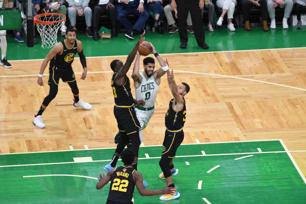 NBA林书豪(林书豪：塔图姆的组织传球能力自进入NBA后提升太大了)