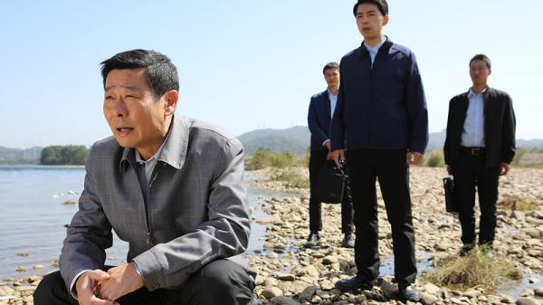 霍青：有信仰、专注于自己事业的人值得崇敬