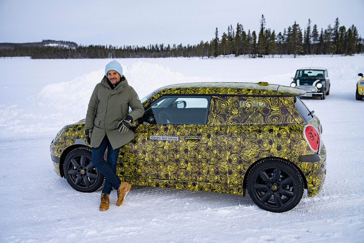 全新MINI纯电跨界概念车7月亮相 并公布全新设计语言