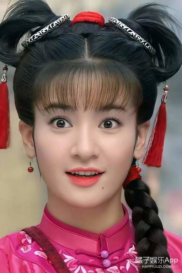 还记得《还珠格格》的小燕子吗？现在专心当妈妈了？