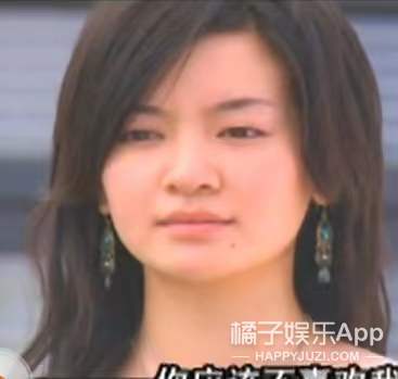 还记得《还珠格格》的小燕子吗？现在专心当妈妈了？