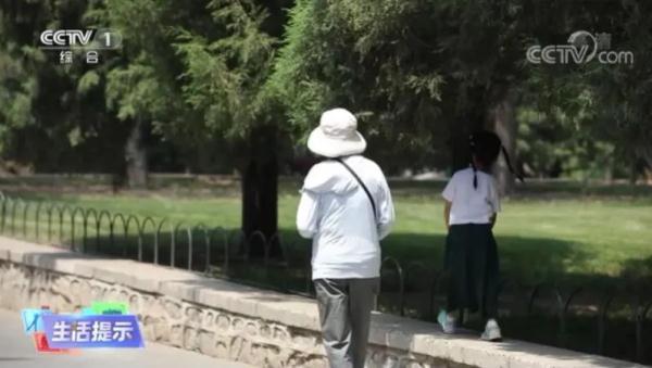 夏季如何挑選清涼透氣的衣服？這幾個標(biāo)準(zhǔn)要注意