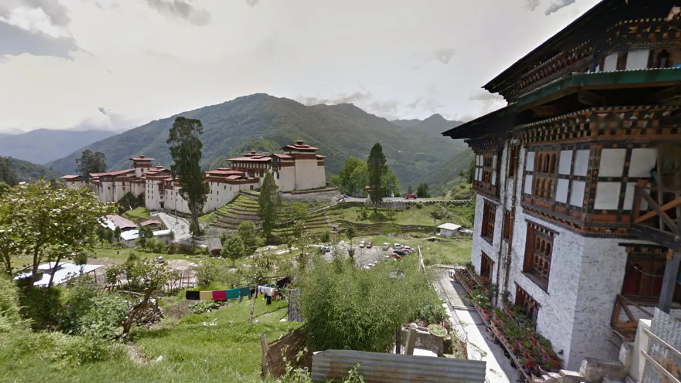 越来越沉浸的街景：虚拟的现实，还是现实的虚拟？