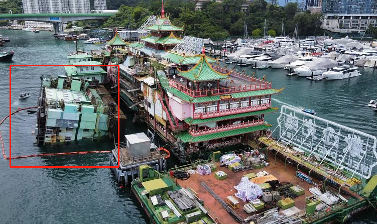 珍宝海鲜舫离港后在南海遇风浪沉没，《食神》导演发文怀念