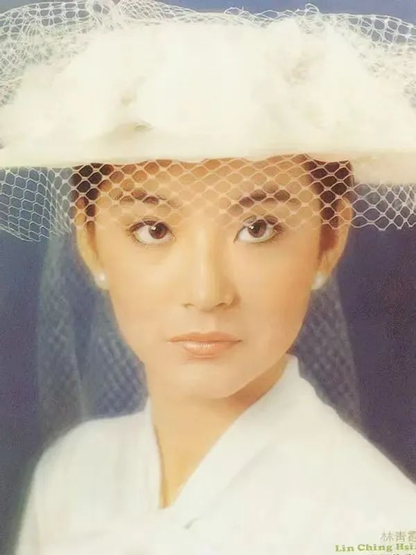 看吧，富贵脸和珍珠耳环才是天生一对