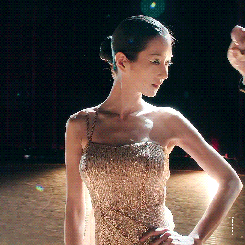 流量这一块，被“疯批恶女”整明白了