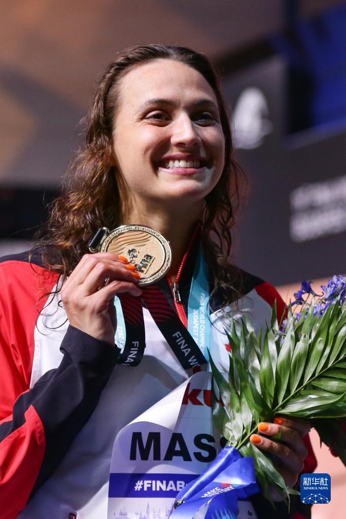 游泳——世锦赛：加拿大选手获得女子50米仰泳冠军