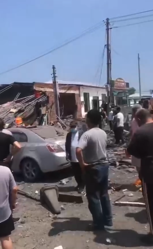 突发！沈阳一面馆爆炸致1人轻微伤，目击者：现场损失挺严重