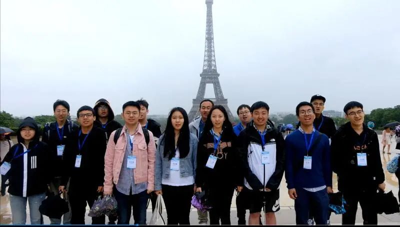 在0与1之间，“智”创一个这样的未来