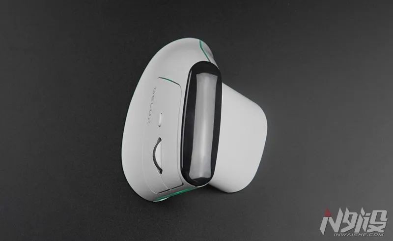 多彩MV6垂直人体工学三模无线鼠标上手体验