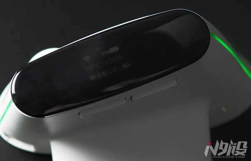 多彩MV6垂直人体工学三模无线鼠标上手体验