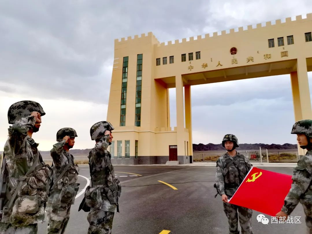 69250部队请党放心高原有我坚守战位阿克苏军分区某边防团庄严宣誓