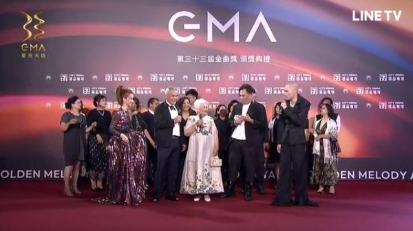 金曲奖／黄宣「多声道4语言」高速切换！超狂能力震撼PTT：谁都能聊