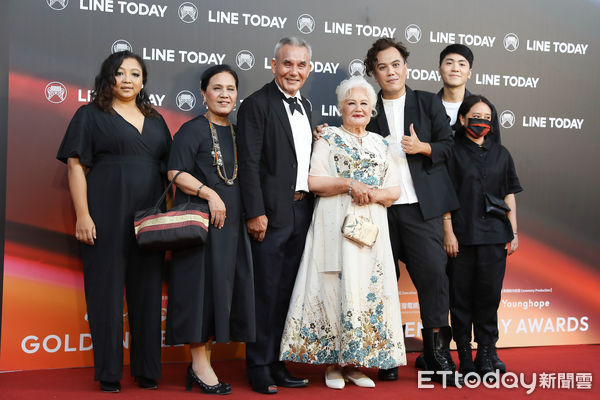 金曲奖／黄宣「多声道4语言」高速切换！超狂能力震撼PTT：谁都能聊